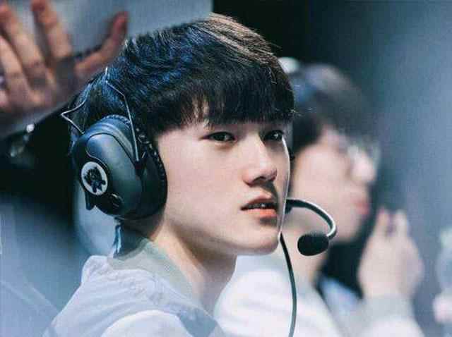 爱游戏体育-巴黎圣日耳曼不断突破！，Karsa连续五场比赛得分超过表现优异再创辉煌时刻的简单介绍